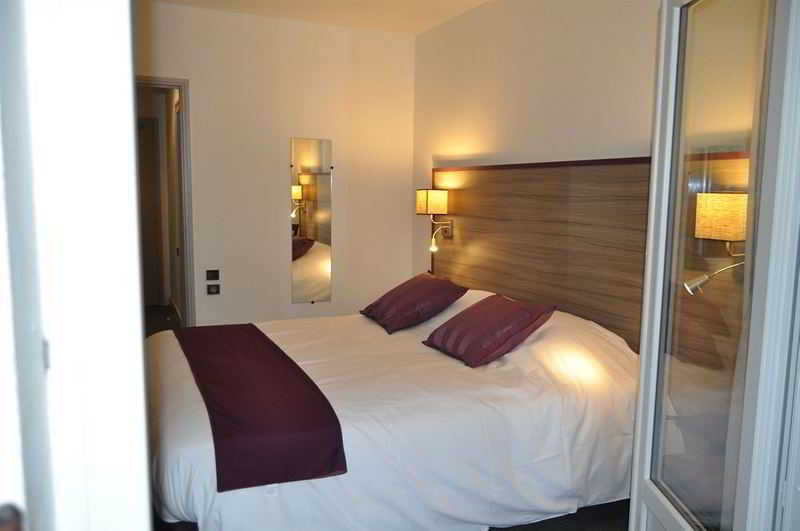 Contact Hotel O'Nice Сент Екстер'єр фото